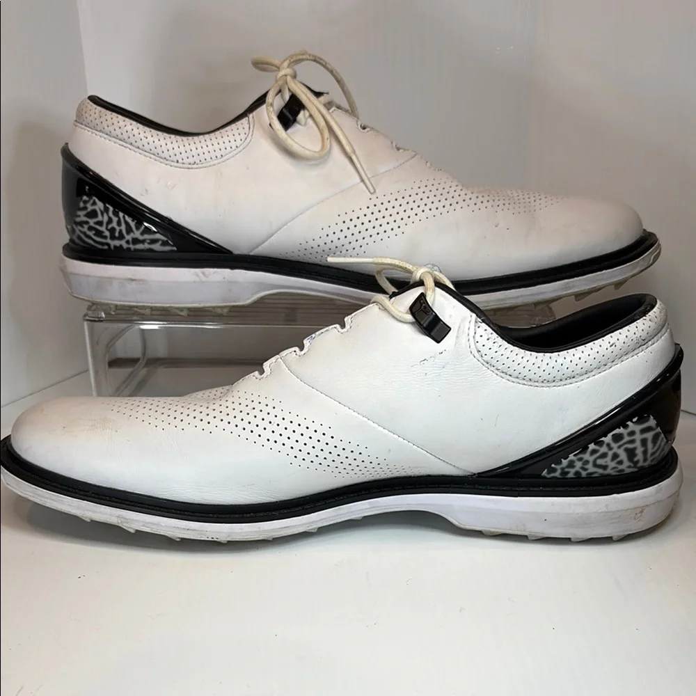 Jordan White and Black Oxfords Sleek Design golf shoes box‎ 50